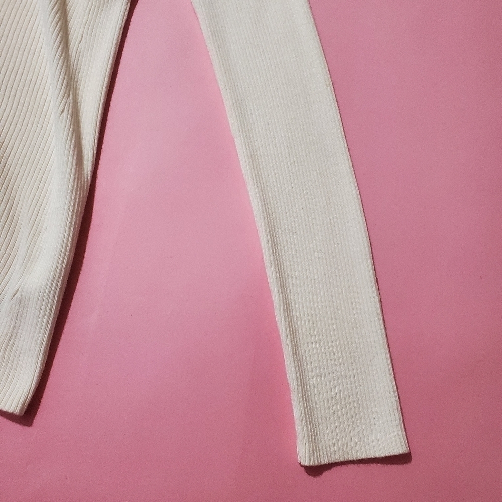 DKNY Jeans Off White Cream Ivory Knit V Neck Sweater - Picture 10 of 12